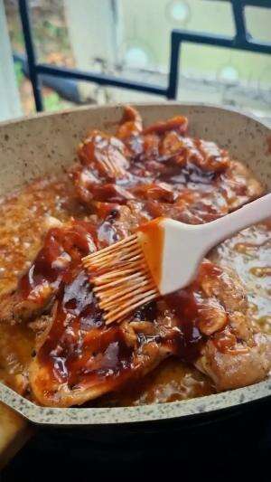 SEKARANG BIKIN STEAK AYAM DIRUMAH GAK KALAH ENAK SEPERTI DIRESTO