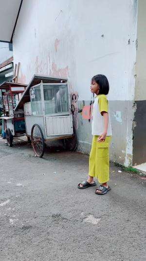 mandi hujan