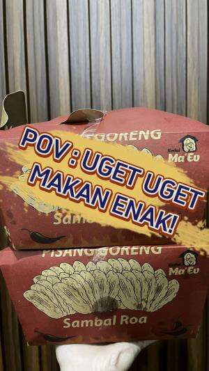 Combo bgt! Pisang goreng + sambal roa