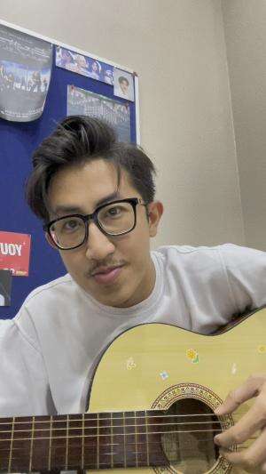 IDOL_XIV Rey Dlio 21 Tahun Jakarta Ikat Aku Di Tulang Belikatmu  #INDONESIANIDOL  #IndonesianIdolXIV  #HomeOfTheIdols