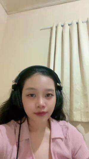 IDOL_XIV RAISYA ADLINA 25 TAHUN KAB. MALINAU W.H.U.T - Aisha Retno