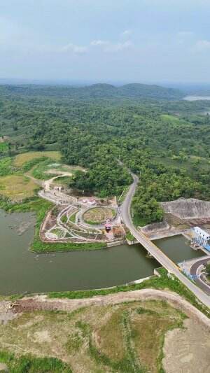 Keindahan panorama waduk pacal dan gongseng di kabupaten Bojonegoro #drone #dji #video  #jedamergawe  #fyp  #RCTIPlus  #HOTrctiplus  #RCTIok