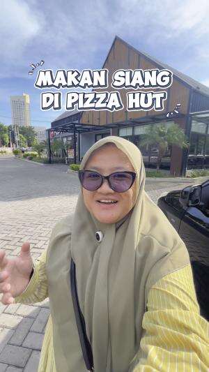 Tak kasih rekomendasi lurr buat kalian yang kelaparan kaloq siang siang #makan #enak #pizza #diskon #RCTIPlus  #HOTrctiplus  #RCTIoke 