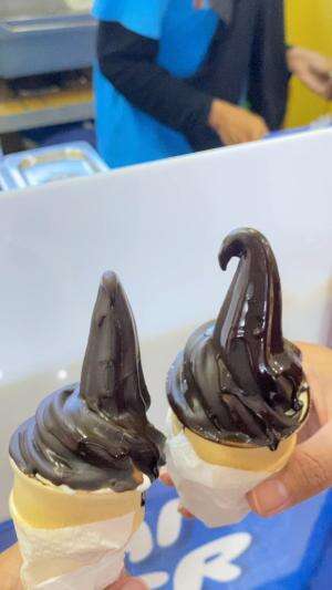 es cream favorit ketika pergi ke mall😋