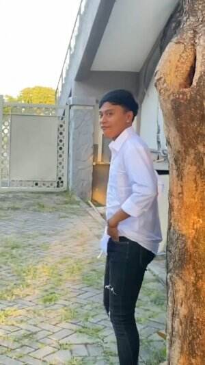 Emang enak aku kerjain