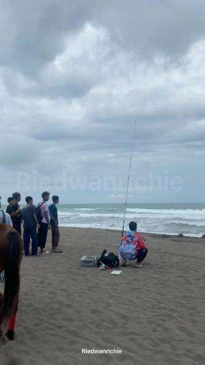 Mancing ikan pakai drone!  #pets 