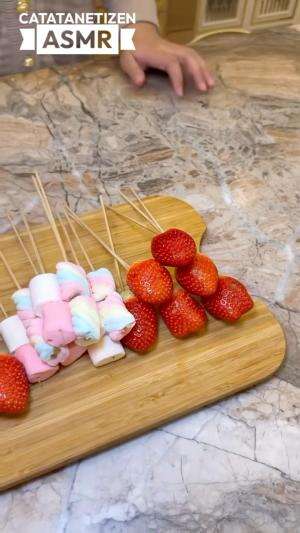 Lanjut part 3
Yuk tonton video asmr lainnya di @catatanetizen #asmr  #videoasmr #organizer  #organizerasmr #gadget cleaning  #cleaningasmr  