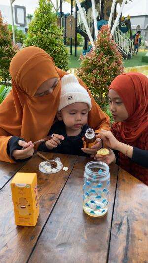 Ameena-nya Atta dan Bunda Aurel juga minum Madu Jamu @temoo.official 😍✨ #showyourtalent #rcti+ #hot+ #talentanak #modelanak #competition 