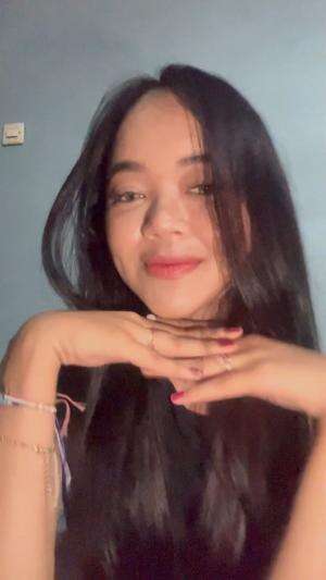 lagi suka pake banyak aksesoris💅🏻