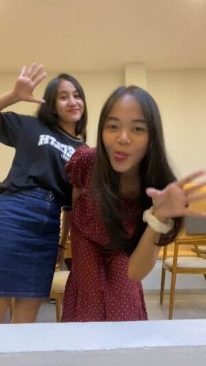 ini mah joget bukan outfit check