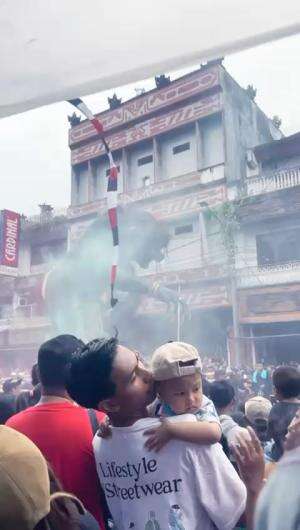 Parade  ogoh-ogoh Kota Tabanan, Bali