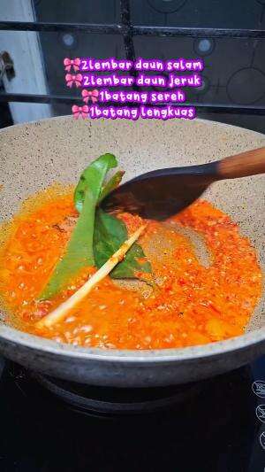 MENU MASAKAN RUMAHAN SIMPLE
“Telur Balado”
#Cooking #Menumasakanrumahan #Tips #Trik #Idejualan #ummuhusna