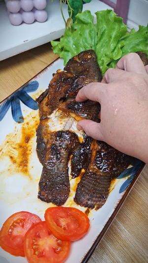 MENU MASAKAN RUMAHAN SIMPLE
“Ikan Bakar Anti Lengket”
#Cooking #inspiration #Menumasakanrumahan #Tips #Trik #Idejualan #ummuhusna
