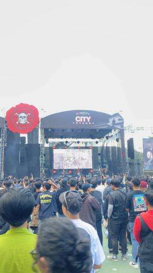 TARING band indie bandung #flowercityfest2024 #eventmusik #musikindie #musiklokalbandung #bandindie #bandbandung #bandindie #bandindieindone