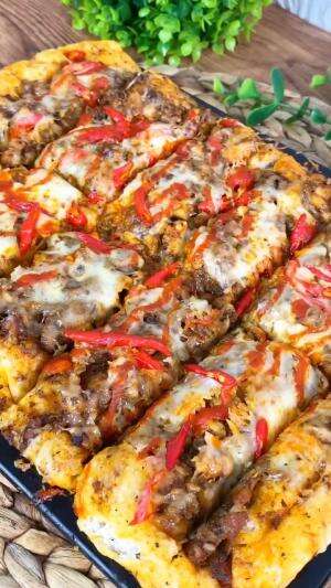 MENU MASAKAN RUMAHAN SIMPLE
“Pizza Rasa Rendang”
#Cooking #inspiration #Menumasakanrumahan #Tips #Trik #Idejualan #ummuhusna