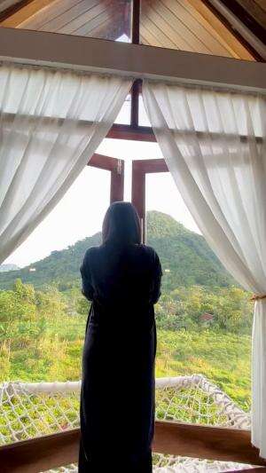 villa di sentul yg ada private pool & viewnya langsung gunung pancar. nama villanya slide hill ya  #reviewtempatliburan  #villa  #sentul  #r