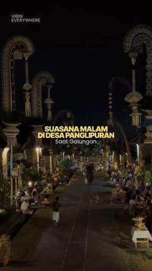 Suasana Malam saat galungan di desa panglipuran