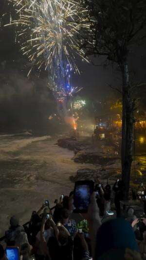 Selamat Tahun Baru 2025 dari Echo Beach, Canggu, Bali