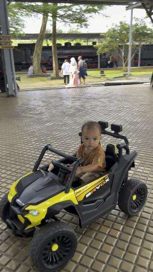 Kereen bangeet ya kak jeep nya hihi 