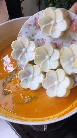 MENU MASAKAN RUMAHAN SIMPLE
“Bunga Telur Kukus Kuah Santan”
#Cooking #inspiration #Menumasakanrumahan #Tips #Trik #Idejualan #ummuhusna
