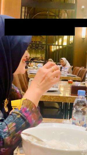 Begini sedihnya jadi anak kecil saat orang dewasa makan rendang aku cuma puding😭