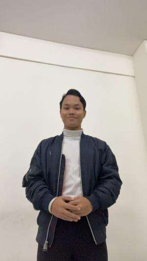 IDOL_XIV MOCH. SUGILAKSONO 21 TAHUN JAKARTA LESUNG PIPI & LISTEN.