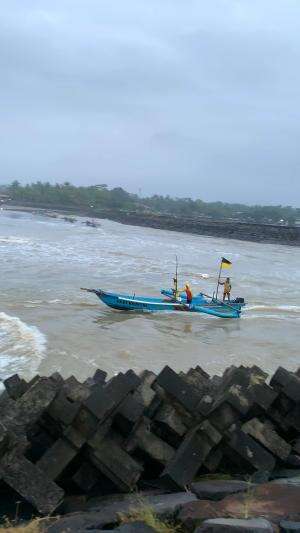 Suasana Pagi Hari Pantai Pangandaran 