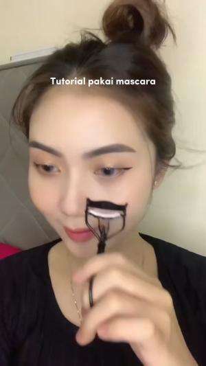 Mascara terbaikkk jatuh kenapada mascara mybelline yg skyhigh loveee! #maybelline #maybellinemascara #tutorialpakaimascara #makeupsimple #be