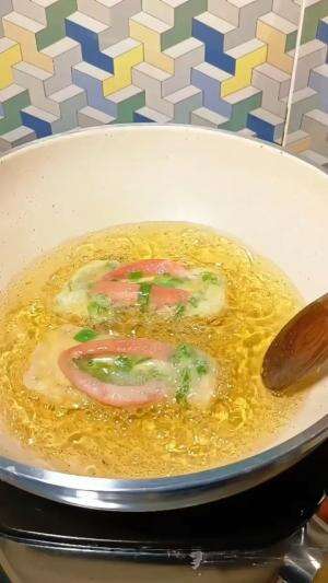 akhir nya aku berhasil bikin sendal jepit goreng 