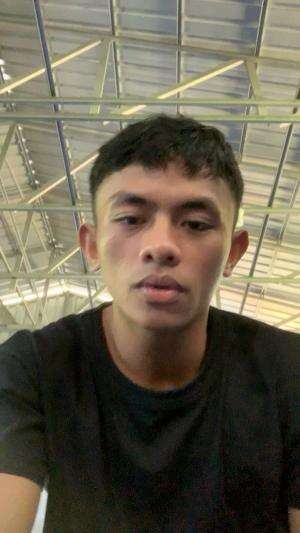 IDOL_XIV NAUFAL 25 TAHUN TARAKAN ENGGA NGERTI KAHITNA #indonesianidolxiv #thenextidol 