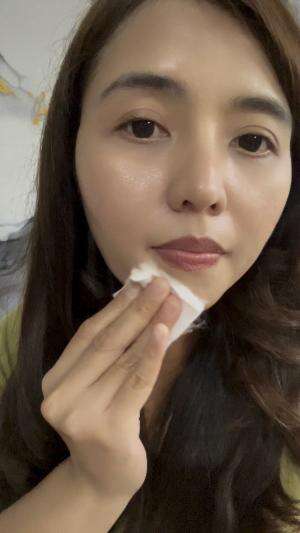 Emang bisa zaitun Oil jadi pembersih make up ya bisa dong 
