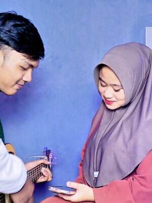 Awal Pertama Jumpa Denganmu (SIK ASIK - AYU TING TING) Kurasakan Indahnya Jatuh Cinta Cover Ivan Sany #MyFirstVideoOnHOT+
Program 