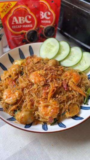 MENU MASAKAN RUMAHAN SIMPLE
“Oseng Bihun Udang Bakso”
#Cooking #inspiration #Menumasakanrumahan #Tips #Trik #Idejualan #ummuhusna
