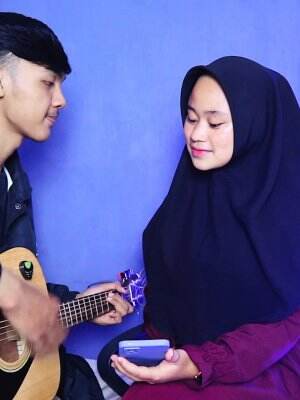 Sebenarnya Aku Ingin Mengungkapkan Rasa (D'BAGINDAS - SUKA SAMA KAMU) Cover Ivan Sany #MyFirstVideoOnHOT+