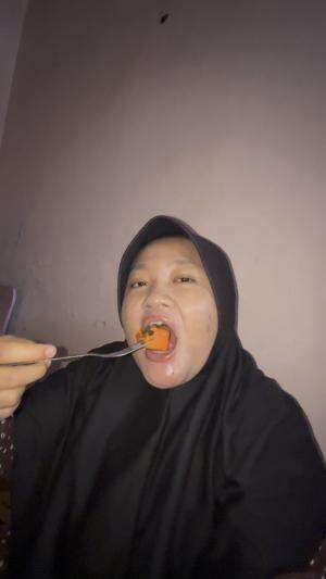 Hayoo tebak rasanya seperty apa hehehe #makan #makanbuar #pepaya #enak #sedap #mantap #eat #food #RCTIPlus  #HOTrctiplus  #rcti  #rcti  #RCT