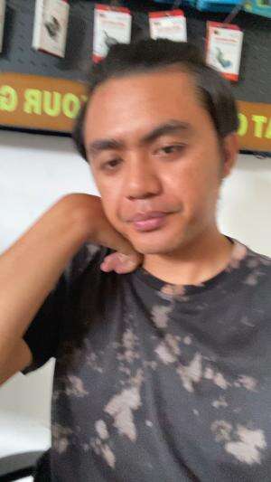 Yang bilang uang bukan segala galanya itu salah