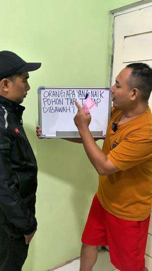 Orang apa naik pohon tetap dibawah  # fyp #viral #video #trending #challenge 