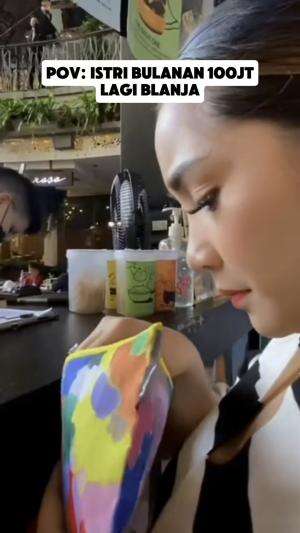 aku duit receh nyari dikolong meja 