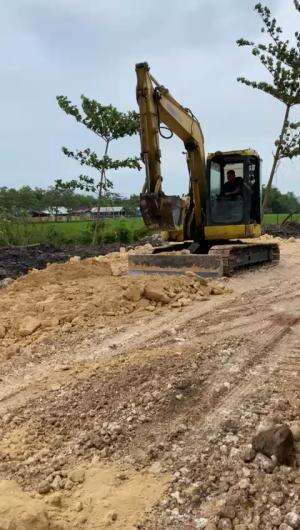 Lagi semangat semangatnya lurr nyambut gawe hehehe #kerja #kerjakeras #semangat #gigih 