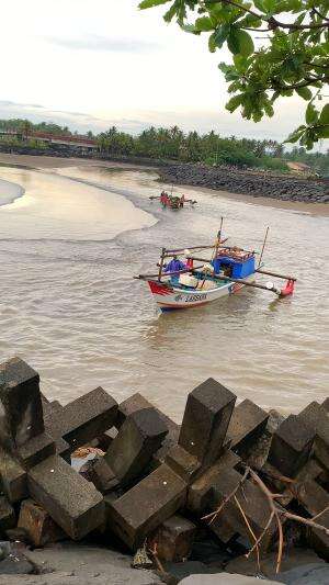 Alon Alon Asal Kelakon ⚓️