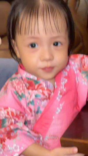 Jogetin aja guys besok udah ganti tahun ? #newyear 