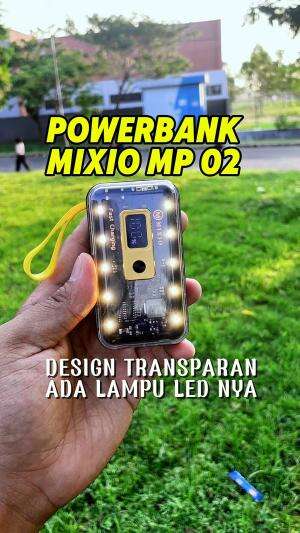 Rekomendasi powerbank fast charging MIXIO MP 02, kabelnya udah komplit banget. ukurannya mini dan designya transparan, sudah ada lampu emerg