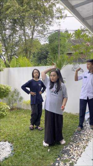 Persiapan lomba pramuka game dart ! Kakak ditemenin latihan nih  #Games  #games Seru  #Main Games 