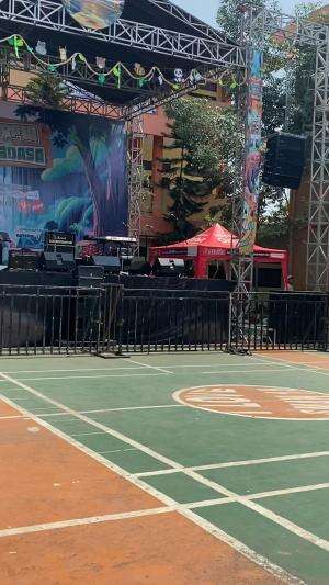 soon di panggung  #INDONESIANIDOL yaa caa,aminn bantu dukungannya yaa guys!!  #thenextidol 