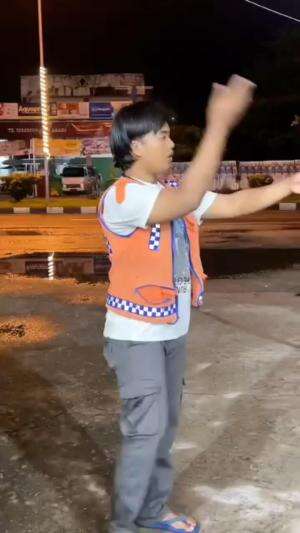 Makasih abang parkir #bengkel drama 