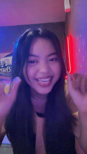 IDOL_XIV CHRISTINE ANGELINA SIRAIT 24 JAKARTA SECRET LOVE SONG