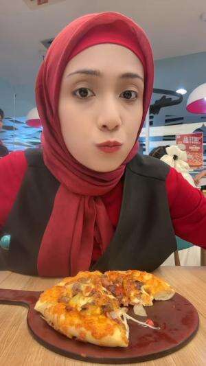 ku kira pizza ternyata slime