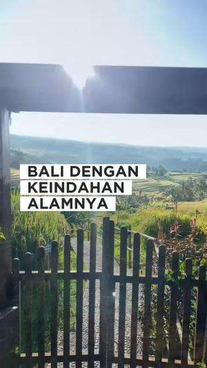 Bali dengan keindahan alamnya  #wisata #Viral  #reviewtempatliburan 