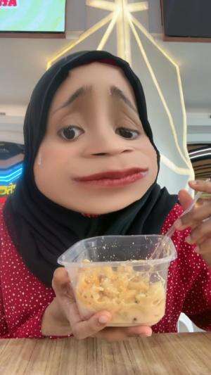 lidah kampung sok sok an makan makanan bule 