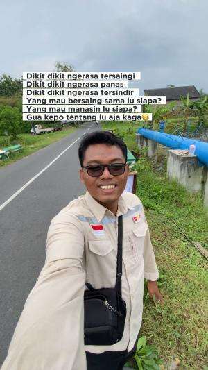 Gak boleh iri Gak boleh sambat hehehhee #kuli #kerja #kerjakeras #kulibangunan #kuliproyek #kerjakerja #semangat #gigih #quots #katakata #fy